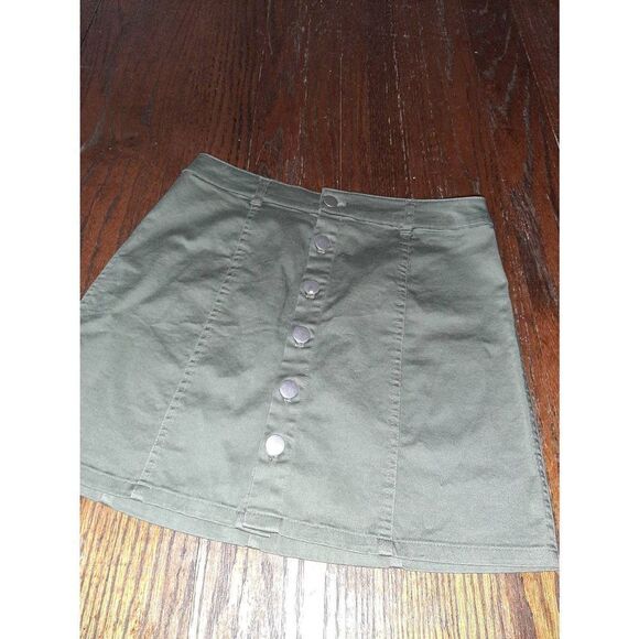 Small Forever 21 Olive Army Green Button Front Mini Skirt - Picture 1 of 3